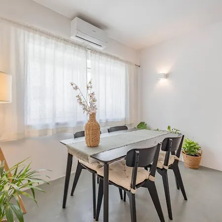 Apartment Center Loft *